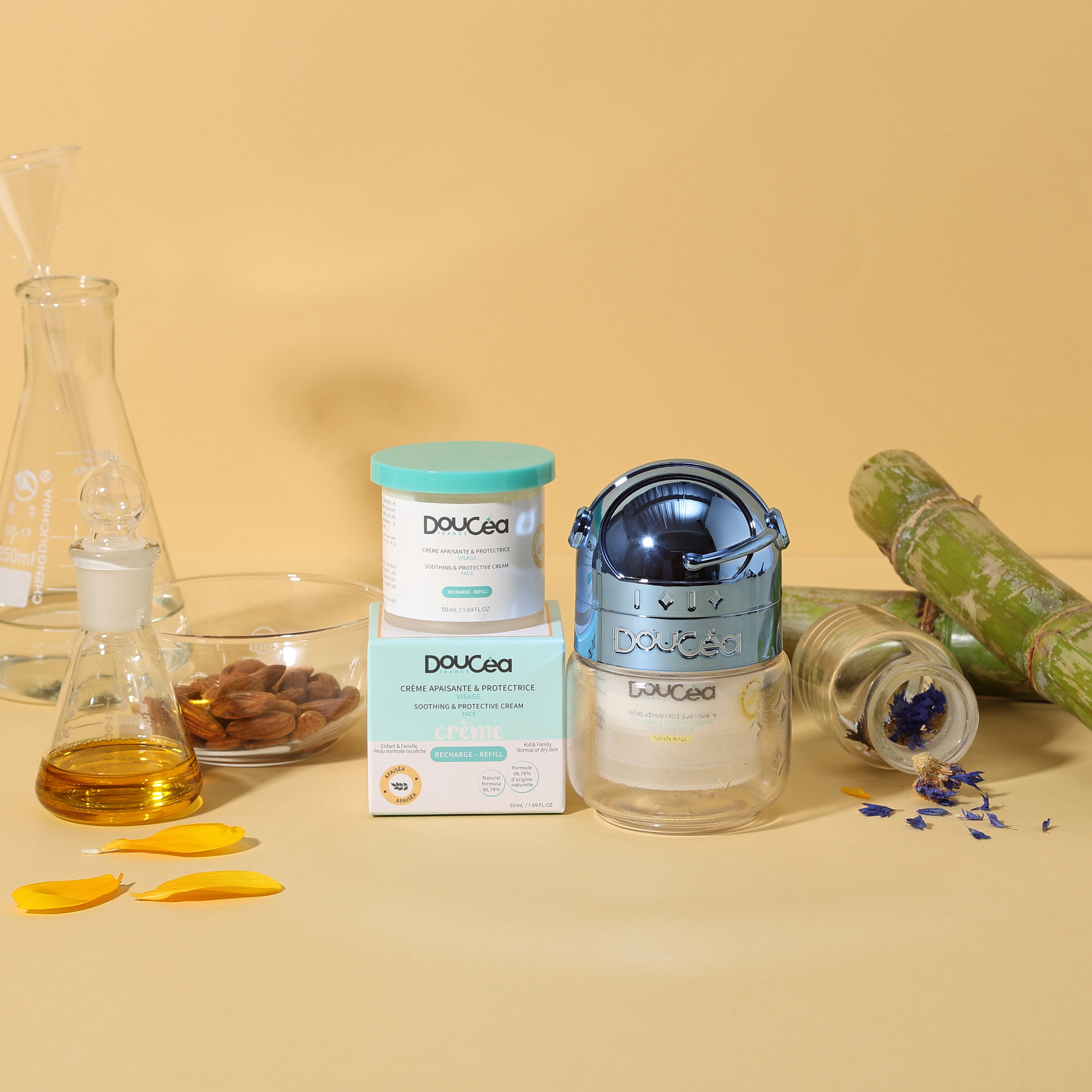 Soothing Care Gift Box "To explore" • Astronaut box + 2 APAISÉA creams