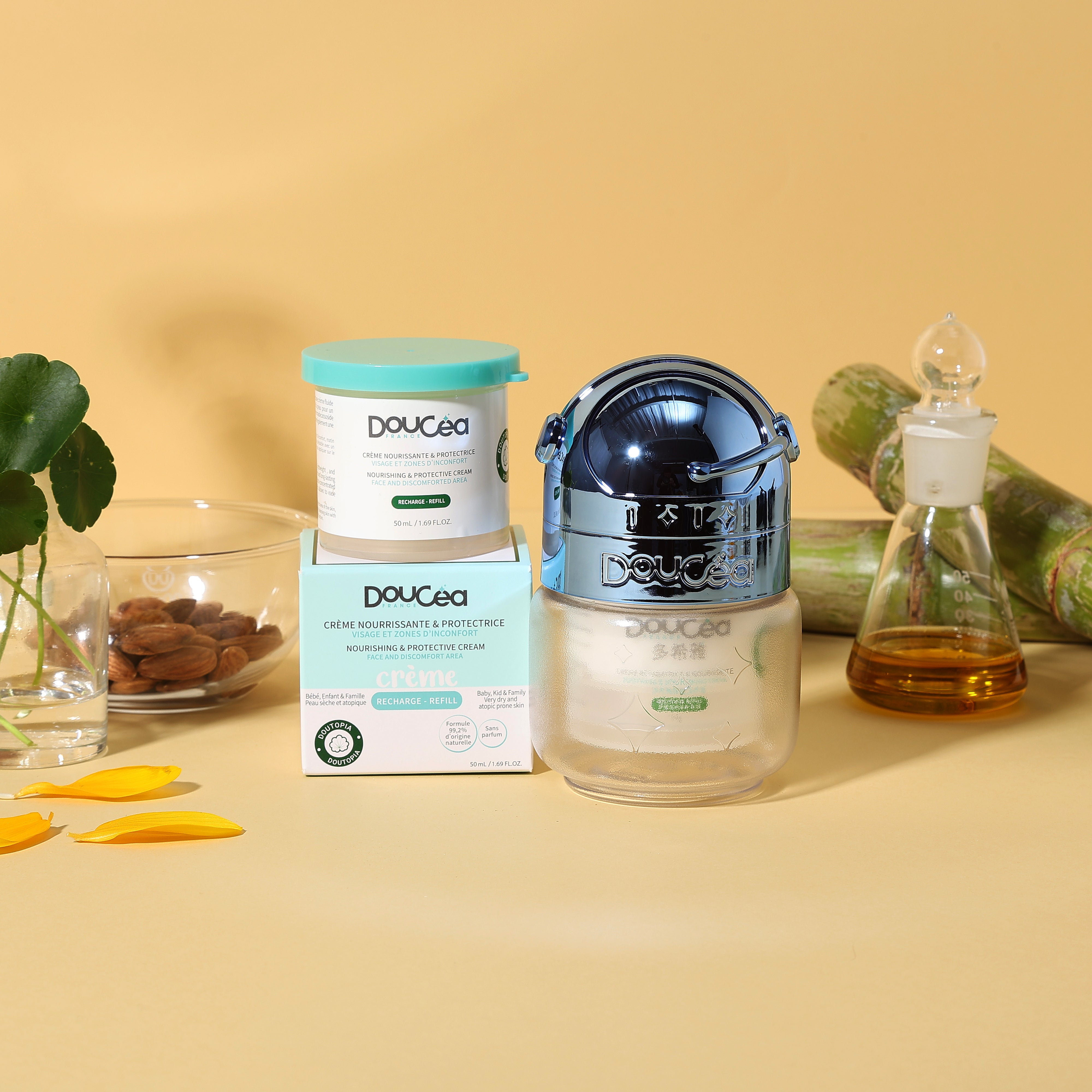 “To explore” Repairing Care Gift Box • Astronaut box + 2 DOUTOPIA creams